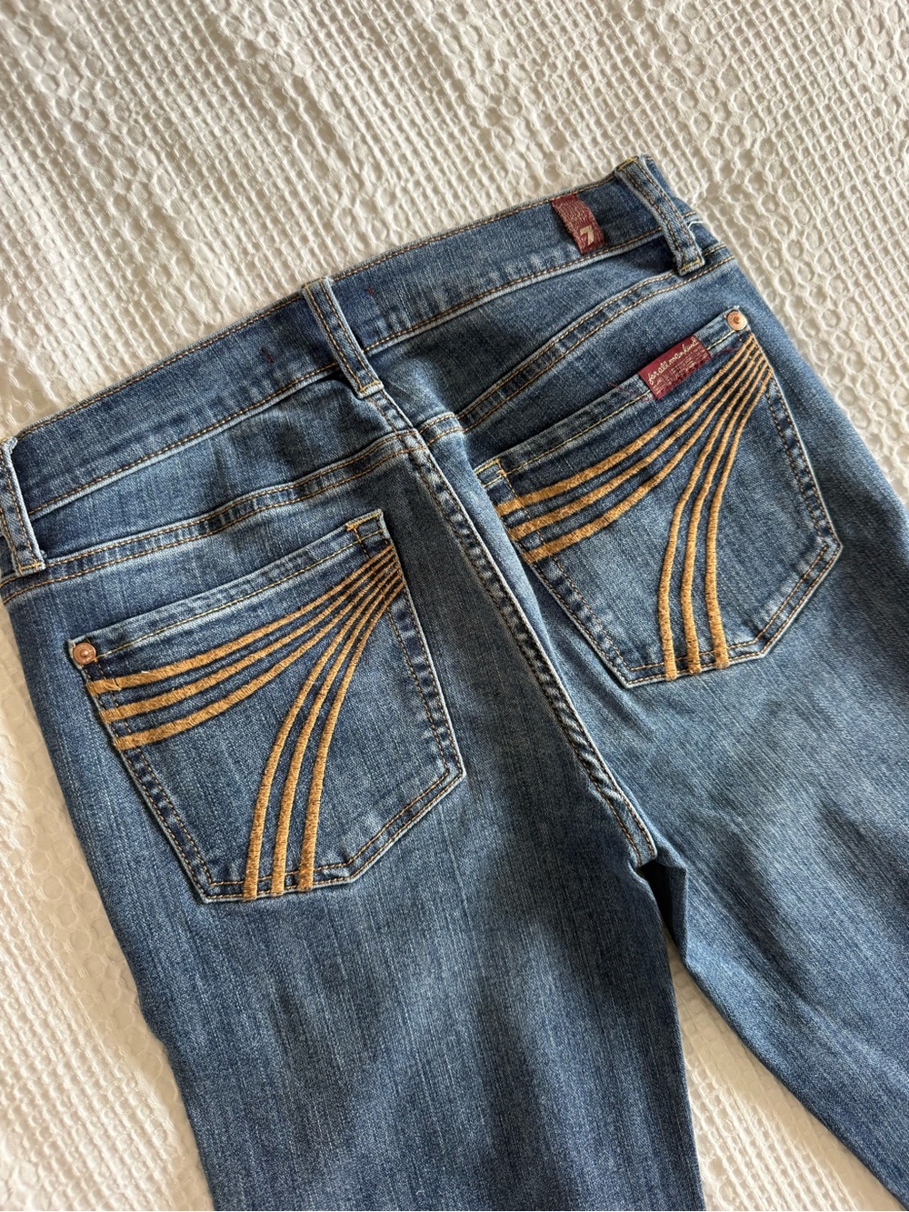 7 For All Mankind Women’s Size 26 Flare Jeans Stretch Medium Was - Picture 5 of 10